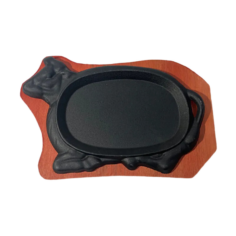 Cast Iron Cow-Shaped Steak Plate with Wooden Base – 26.5 × 15 cm
