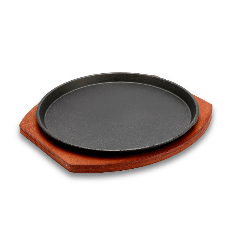Round Cast Iron Sizzling Plate with Wooden Base - Image 2