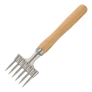 6-Point Ice Chipper Zinc Alloy with Wooden Handle from RUITONGS
